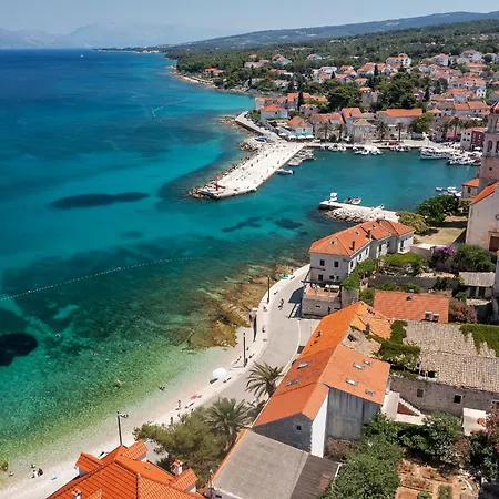 With A Parking Space Sutivan, Brac - 752 Apartman Sutivan