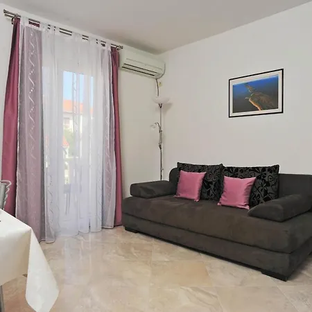 Apartment With A Parking Space Sutivan, Brac - 752 *