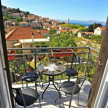 With A Parking Space Sutivan, Brac - 752 Sutivan