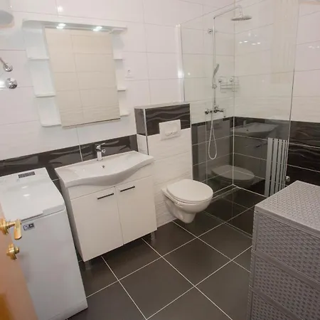 With A Parking Space Sutivan, Brac - 752 Apartment