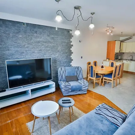 With A Parking Space Sutivan, Brac - 752 Apartment Sutivan