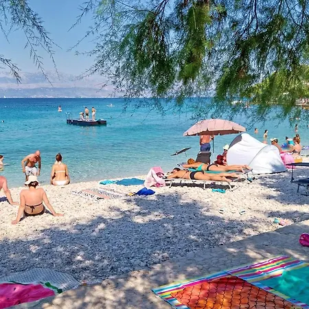 With A Parking Space Sutivan, Brac - 752 Apartment Sutivan