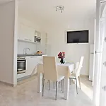 Διαμέρισμα With Parking Space Sutivan, Brac - 752