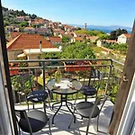 With Parking Space Sutivan, Brac - 752 סוטיבאן