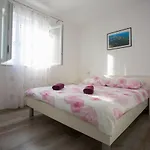 With Parking Space Sutivan, Brac - 752