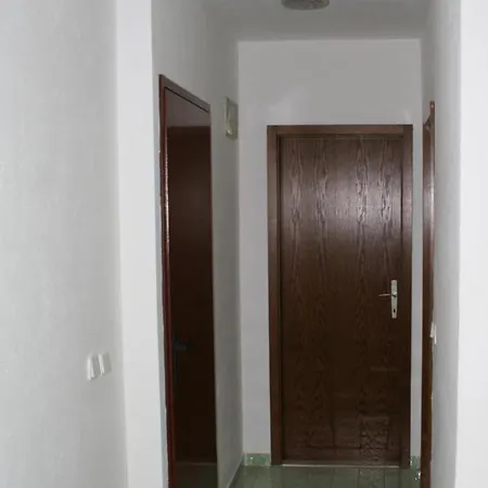 Daire With Parking Space Sutivan, Brac - 752 Sutivan