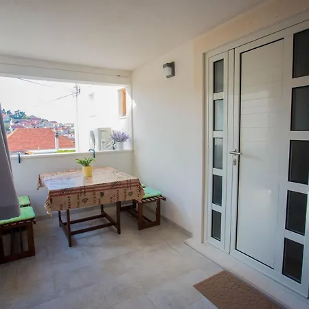 With Parking Space Sutivan, Brac - 752 Daire *
