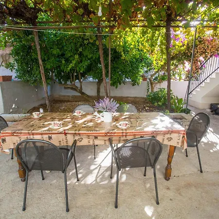 With Parking Space Sutivan, Brac - 752 Διαμέρισμα Sutivan